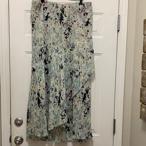 3/$15 Cato Maxi Skirt with Abstract Floral Design Size 18/20W Robins Egg Blue